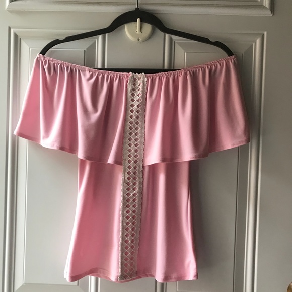 Off The Shoulder Ruffle Top - Picture 2 of 7